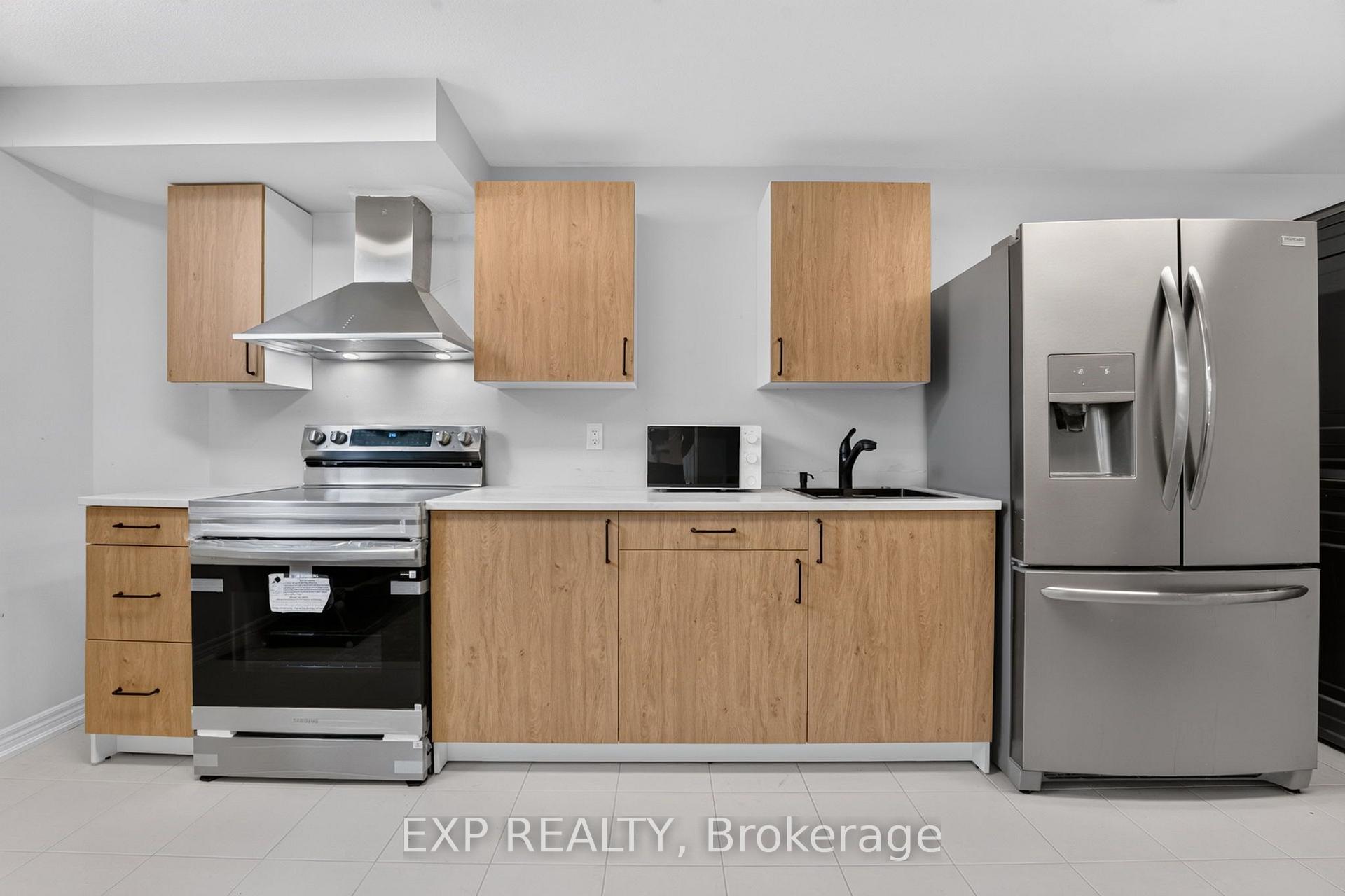 Photo 8 of Unit Lower Level, 9469 Tallgrass Avenue, Niagara Falls, Lyons Creek — HOMEH