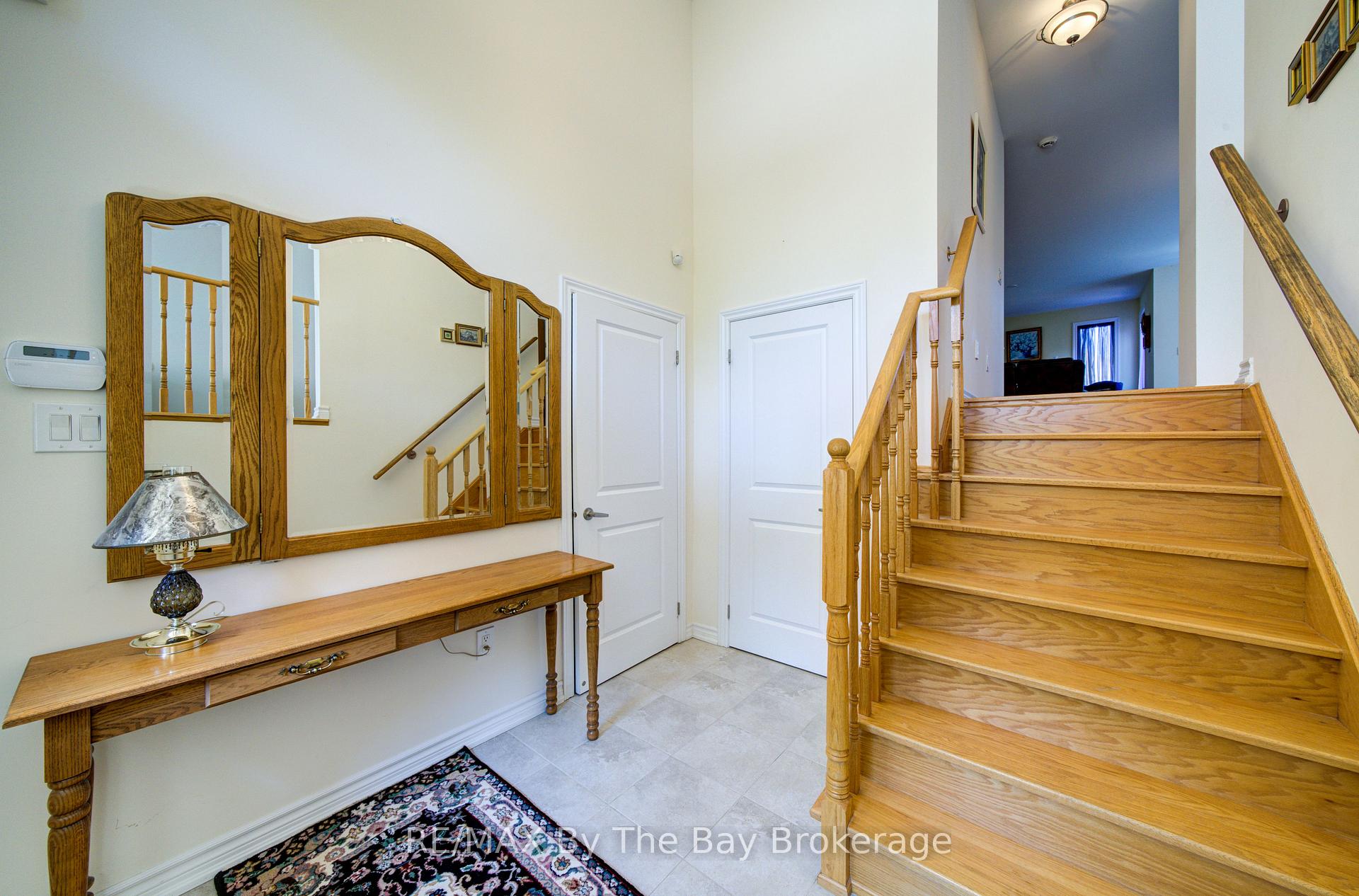 Photo 4 of 30 Allegra Drive, Wasaga Beach — HOMEH