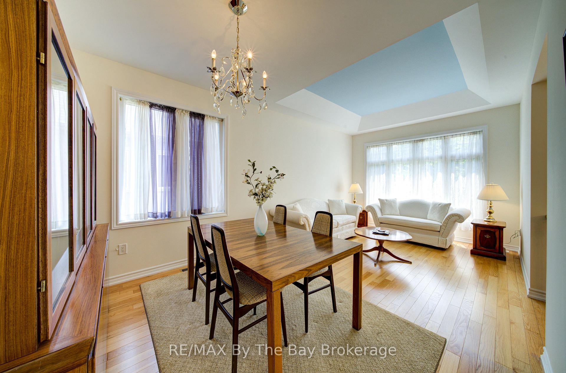 Photo 7 of 30 Allegra Drive, Wasaga Beach — HOMEH