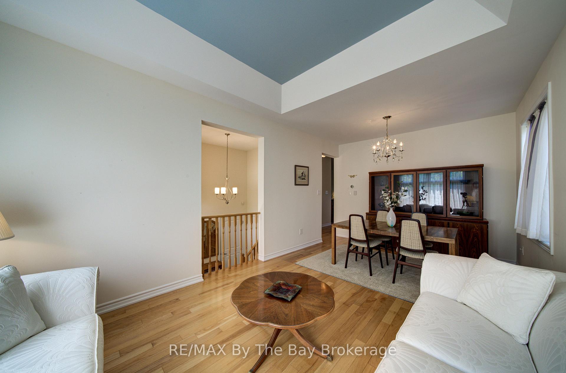 Photo 8 of 30 Allegra Drive, Wasaga Beach — HOMEH