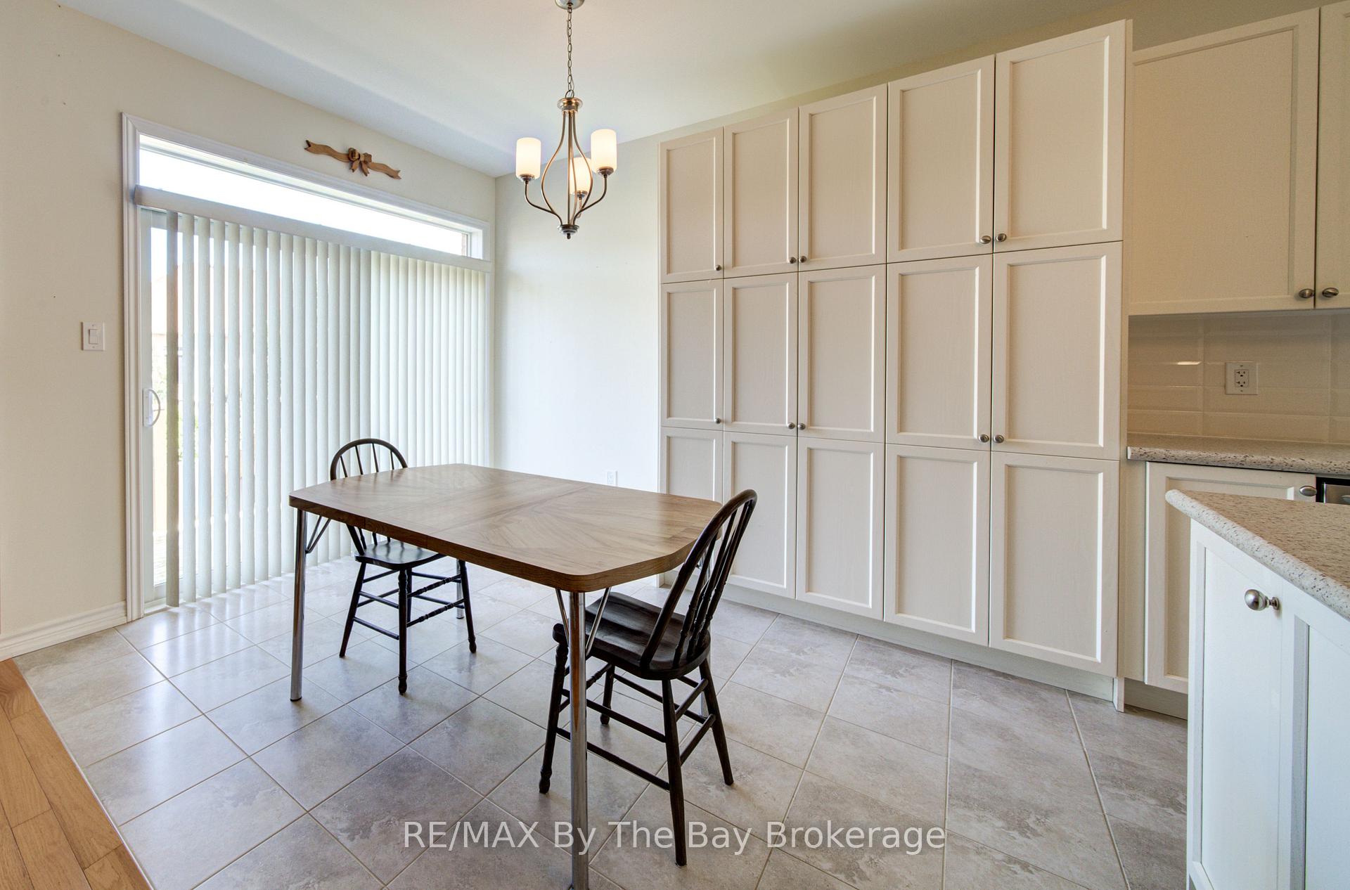 Photo 14 of 30 Allegra Drive, Wasaga Beach — HOMEH