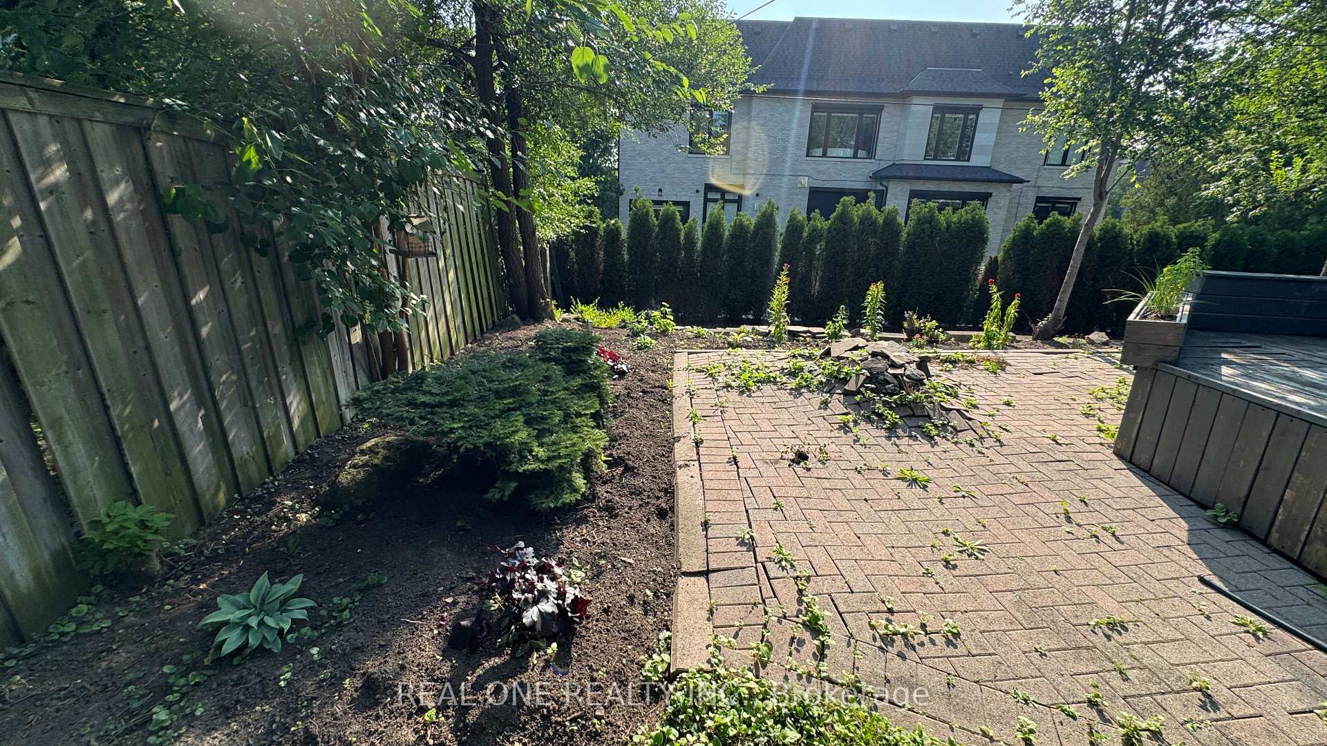 Photo 7 of 1 Silkstone Gate, Richmond Hill, South Richvale — HOMEH