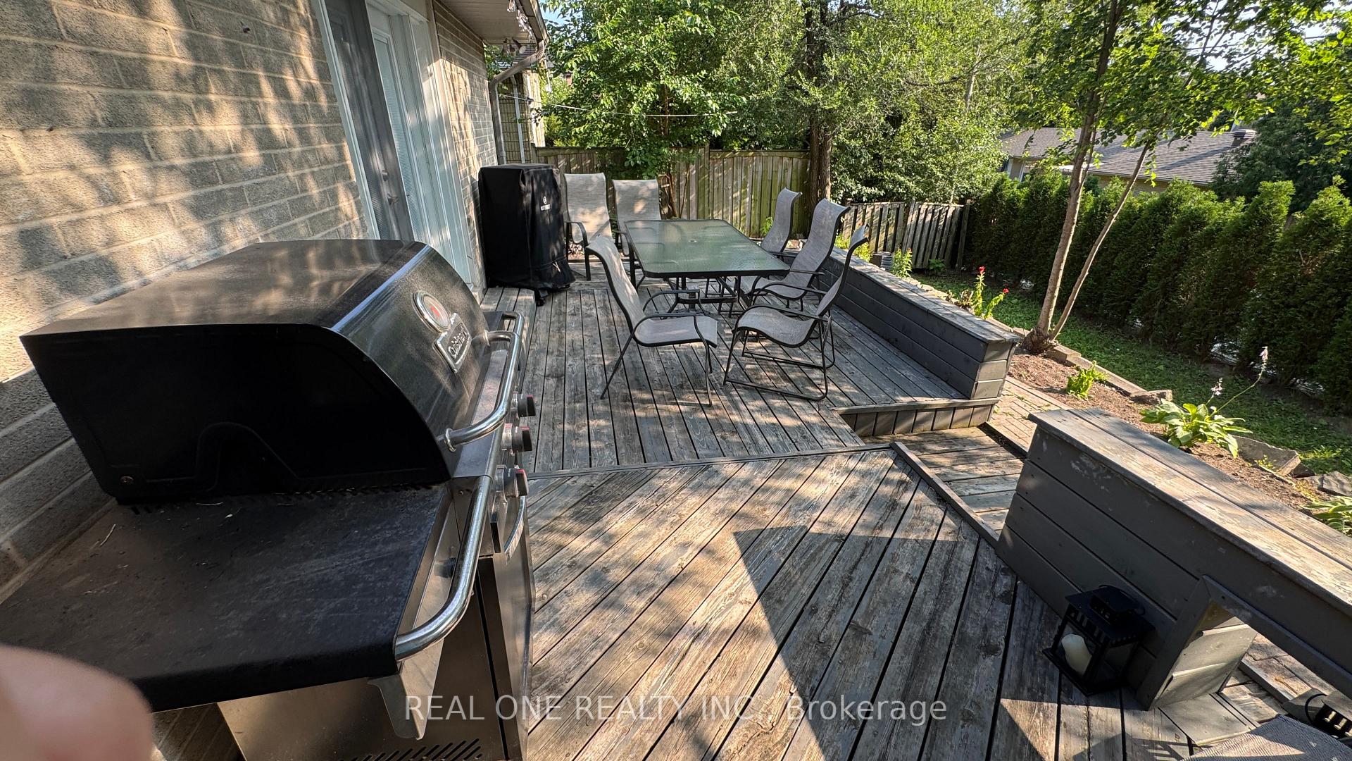 Photo 9 of 1 Silkstone Gate, Richmond Hill, South Richvale — HOMEH