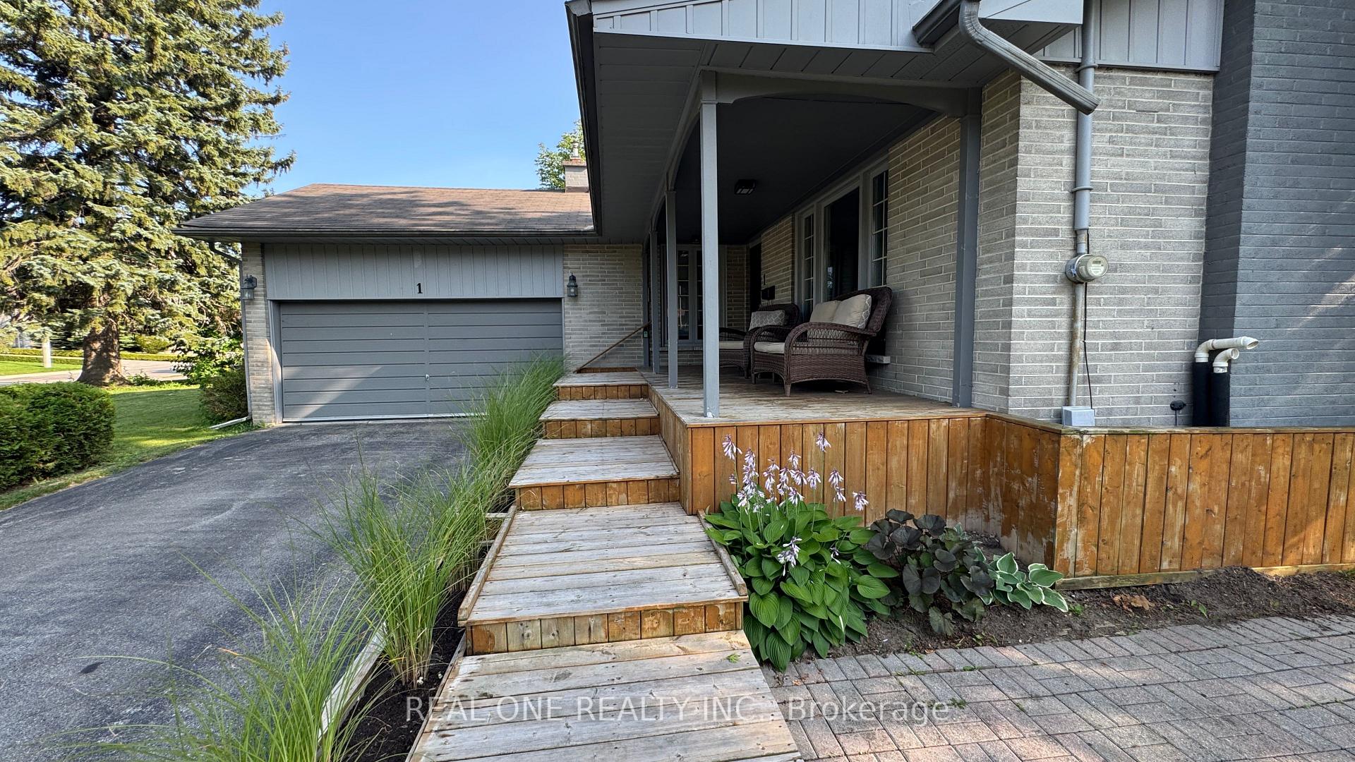 Photo 14 of 1 Silkstone Gate, Richmond Hill, South Richvale — HOMEH
