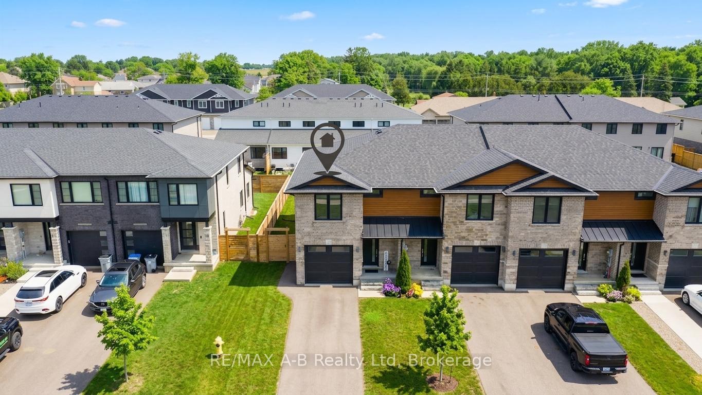 Photo 3 of 31 Trailside Drive, St. Marys — HOMEH