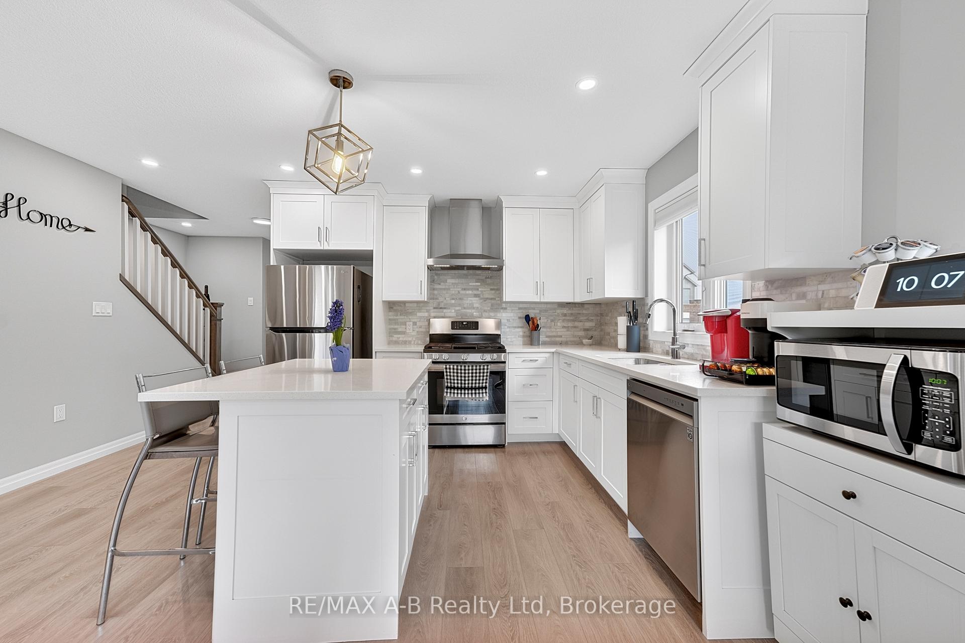 Photo 8 of 31 Trailside Drive, St. Marys — HOMEH