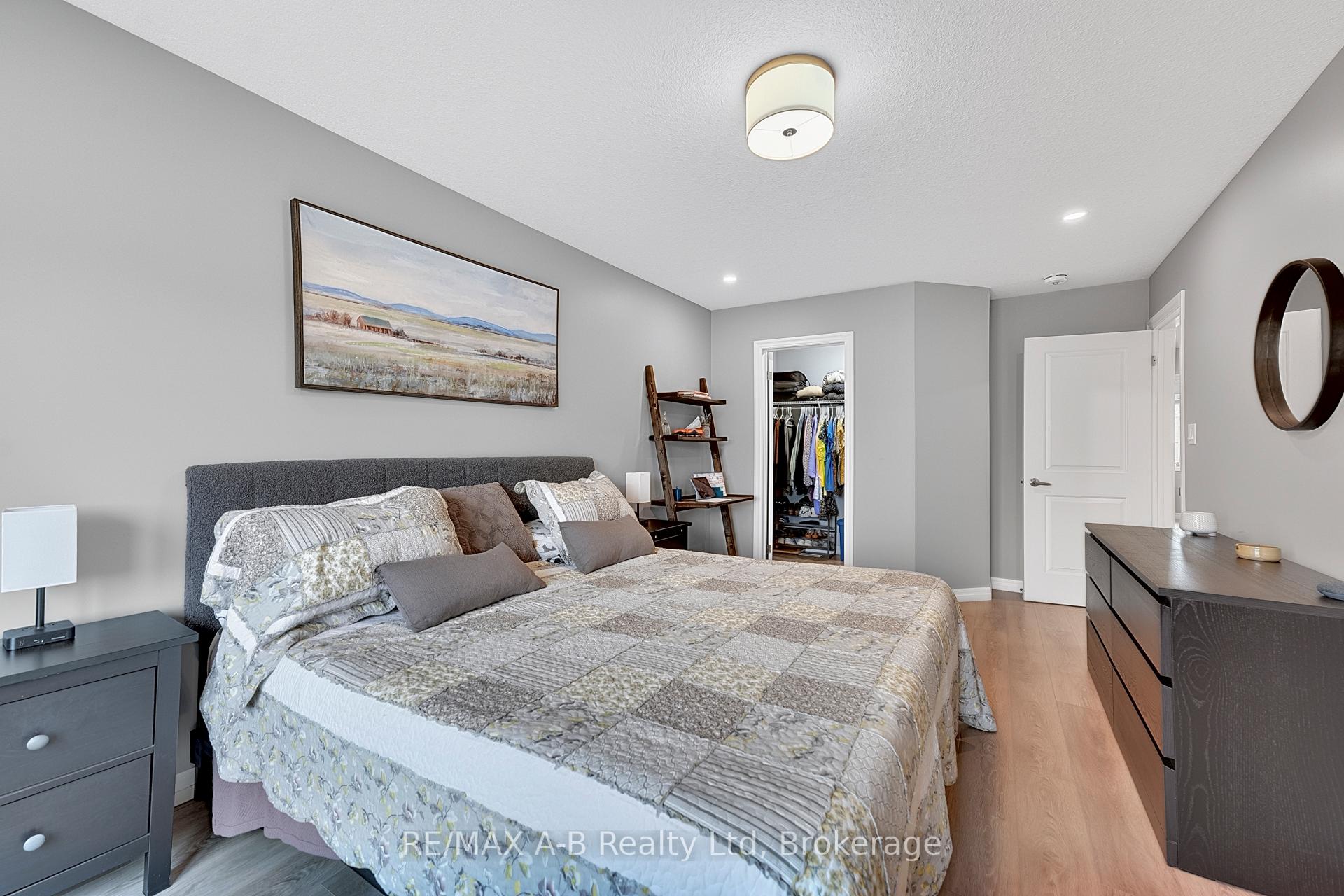 Photo 16 of 31 Trailside Drive, St. Marys — HOMEH