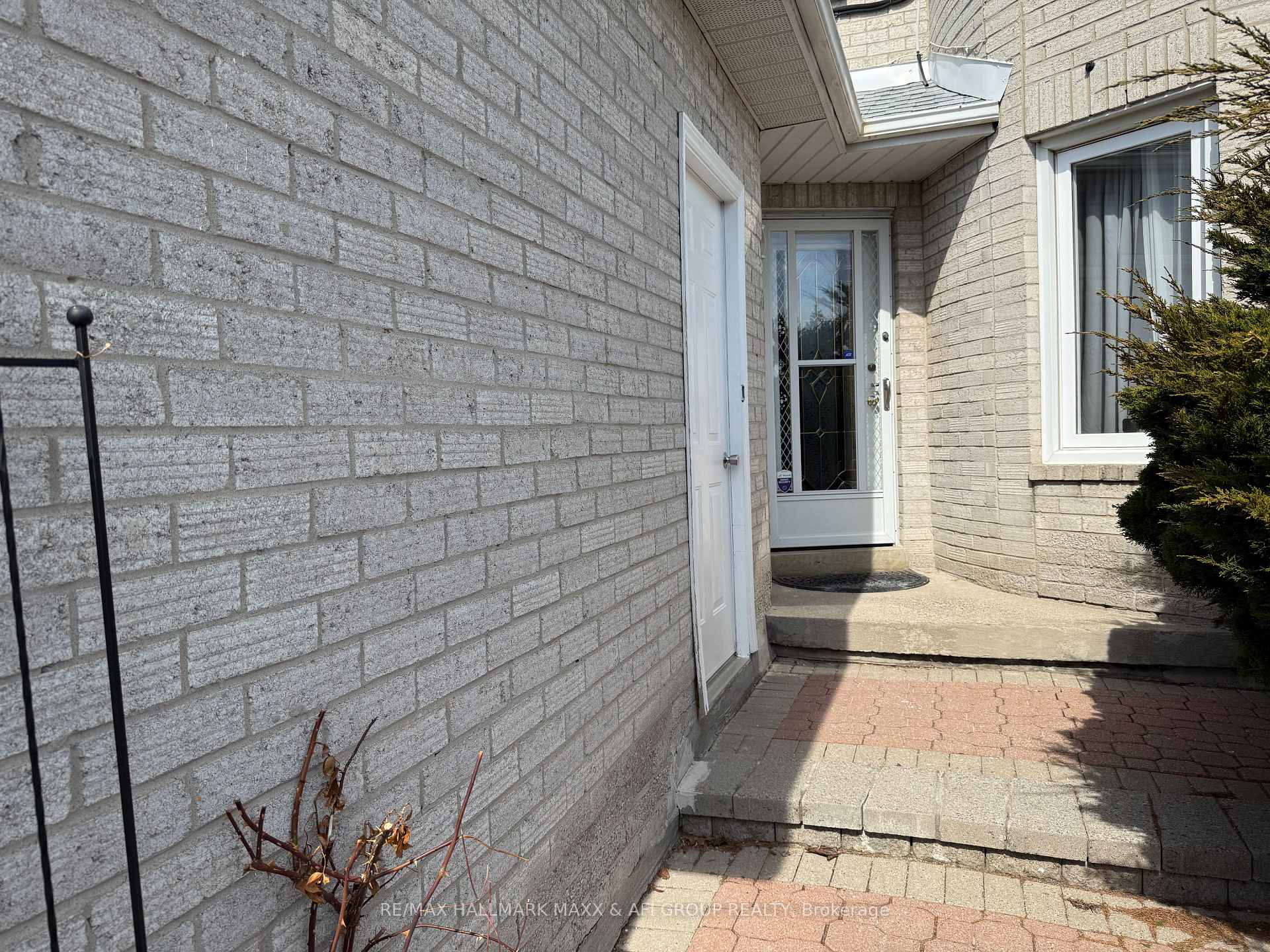 Photo 2 of 162 Joseph Aaron Boulevard, Vaughan, Brownridge — HOMEH