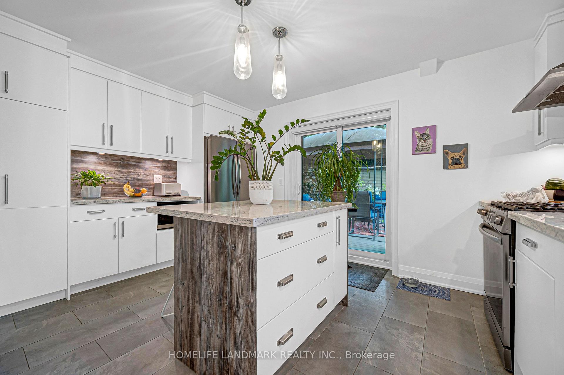 Photo 17 of 15 Denton Avenue, Toronto, Crescent Town — HOMEH