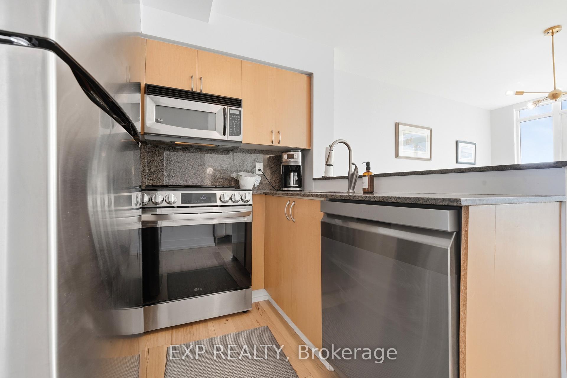 Photo 17 of Unit PH20, 230 King Street E, Toronto, Moss Park — HOMEH
