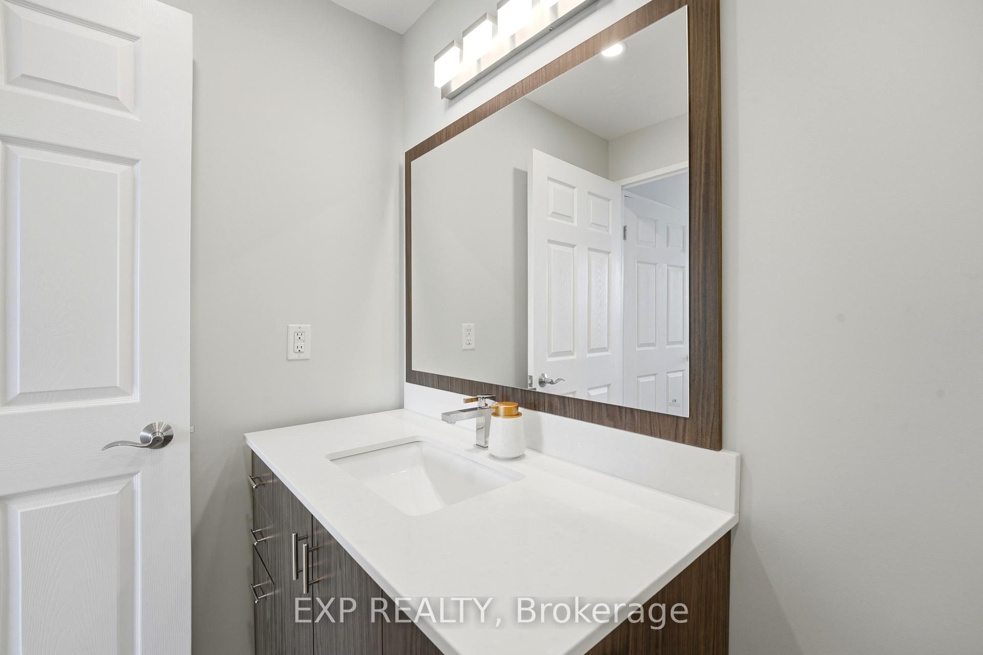 Photo 26 of Unit PH20, 230 King Street E, Toronto, Moss Park — HOMEH