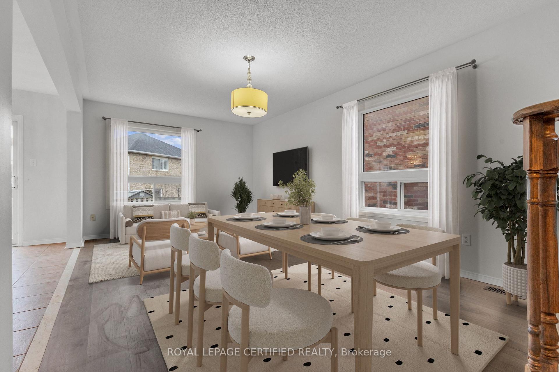 Photo 5 of 114 Botavia Downs Drive, Brampton, Fletcher's Meadow — HOMEH
