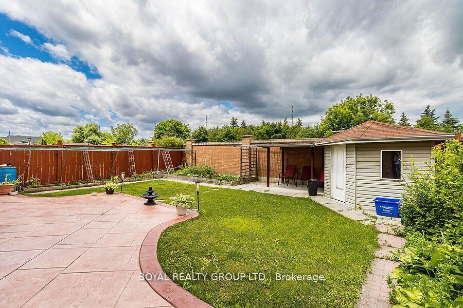 Photo 8 of 80 Sleightholme Crescent, Brampton, Bram East — HOMEH