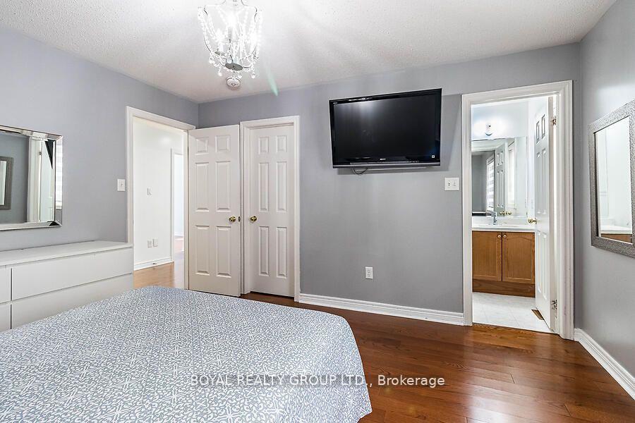 Photo 14 of 80 Sleightholme Crescent, Brampton, Bram East — HOMEH