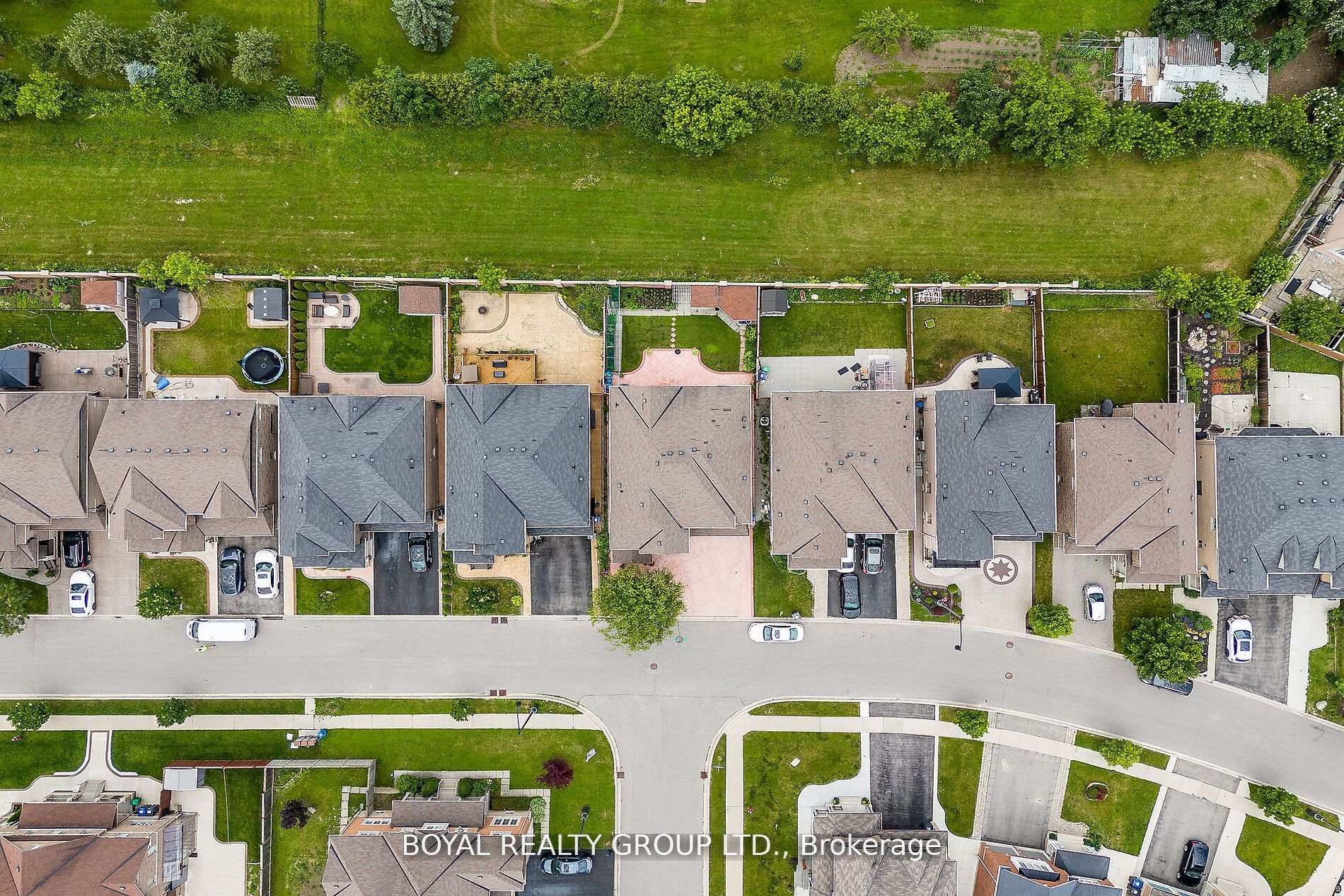 Photo 4 of 80 Sleightholme Crescent, Brampton, Bram East — HOMEH