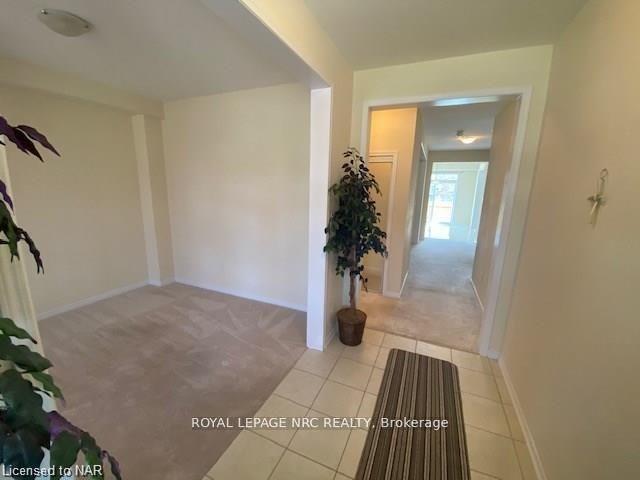 Photo 7 of 7801 Sassafras Trail, Niagara Falls, Brown — HOMEH