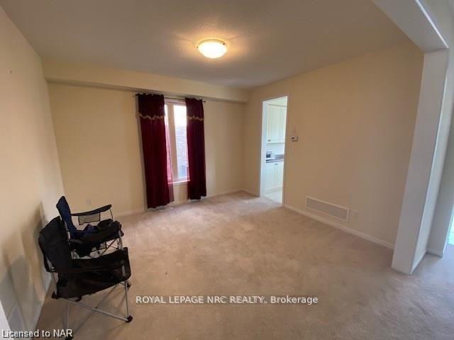 Photo 10 of 7801 Sassafras Trail, Niagara Falls, Brown — HOMEH
