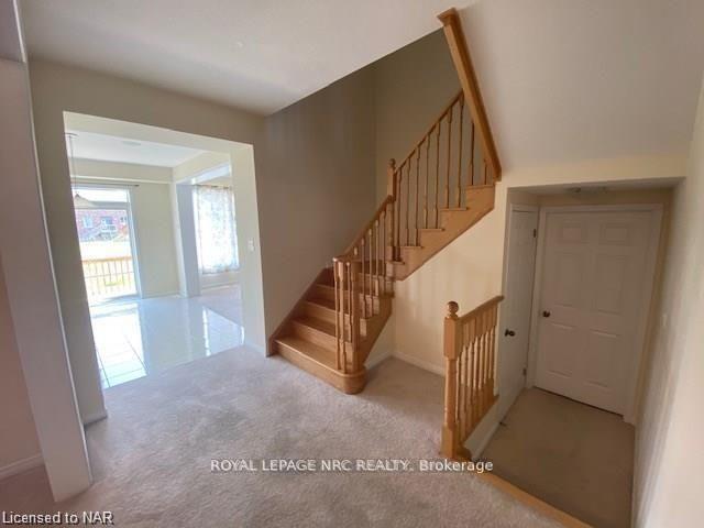 Photo 11 of 7801 Sassafras Trail, Niagara Falls, Brown — HOMEH