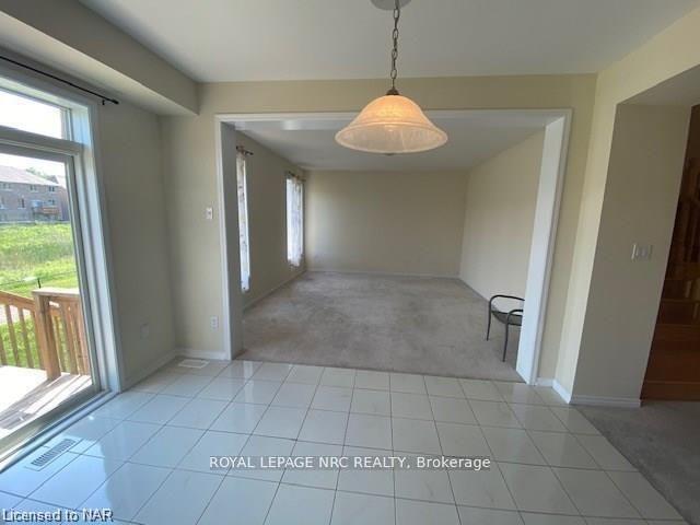 Photo 15 of 7801 Sassafras Trail, Niagara Falls, Brown — HOMEH