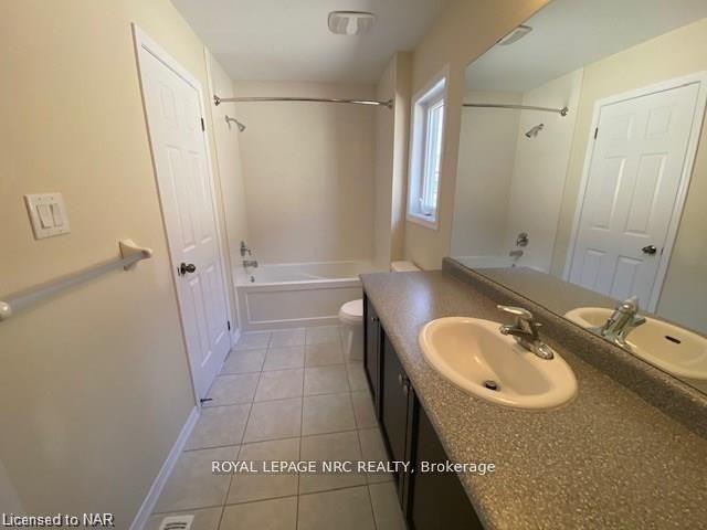 Photo 24 of 7801 Sassafras Trail, Niagara Falls, Brown — HOMEH