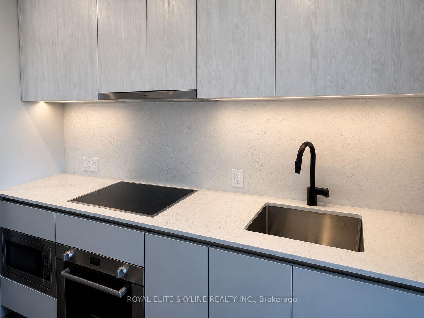 Photo 3 of Unit 4410, 609 Sherbourne Street, Toronto, North St. James Town — HOMEH