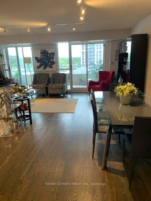 Photo 8 of Unit 808, 8 Covington Road, Toronto, Englemount-Lawrence — HOMEH