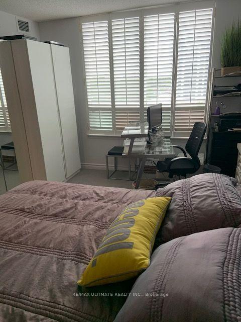 Photo 24 of Unit 808, 8 Covington Road, Toronto, Englemount-Lawrence — HOMEH