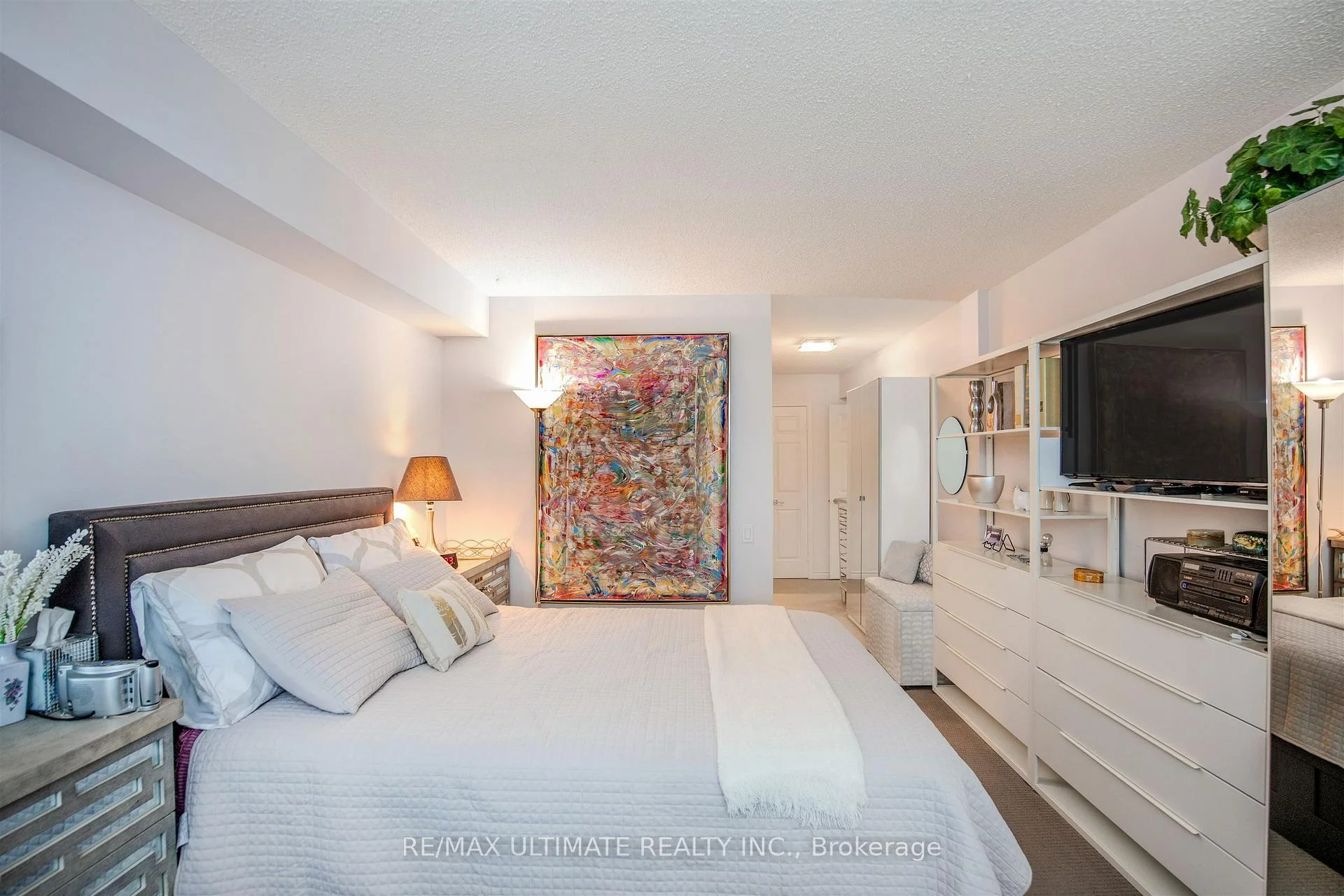 Photo 33 of Unit 808, 8 Covington Road, Toronto, Englemount-Lawrence — HOMEH