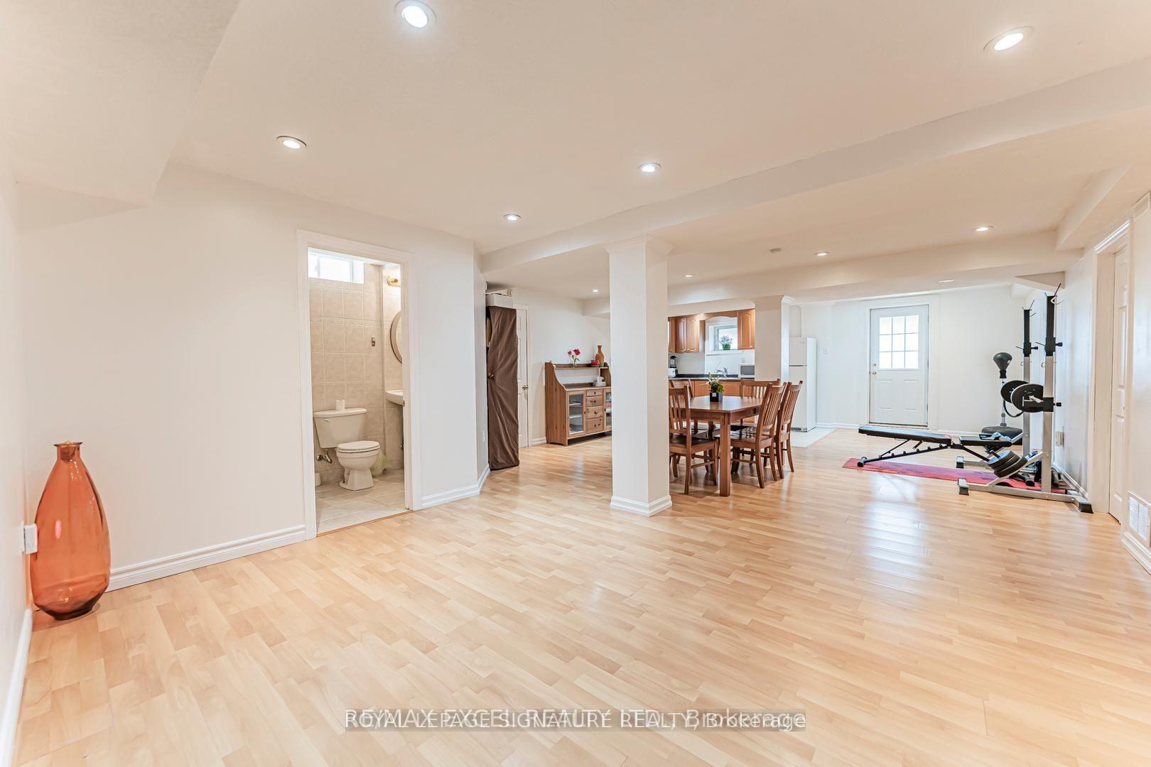 Photo 4 of Unit Bsmt, 65 Falling River Drive, Richmond Hill, Devonsleigh — HOMEH