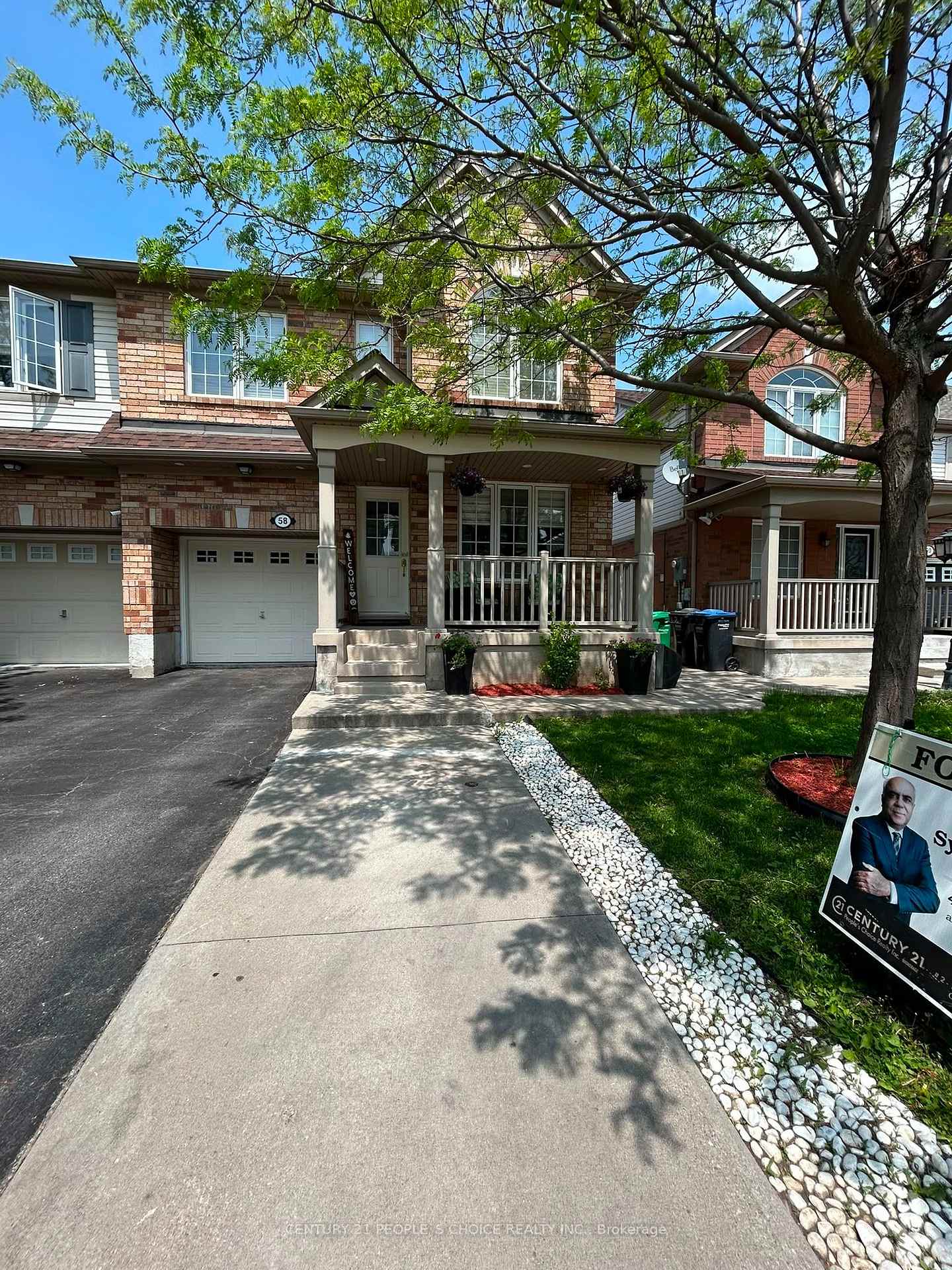 Photo 2 of 58 Ponymeadow Way, Brampton, Credit Valley — HOMEH