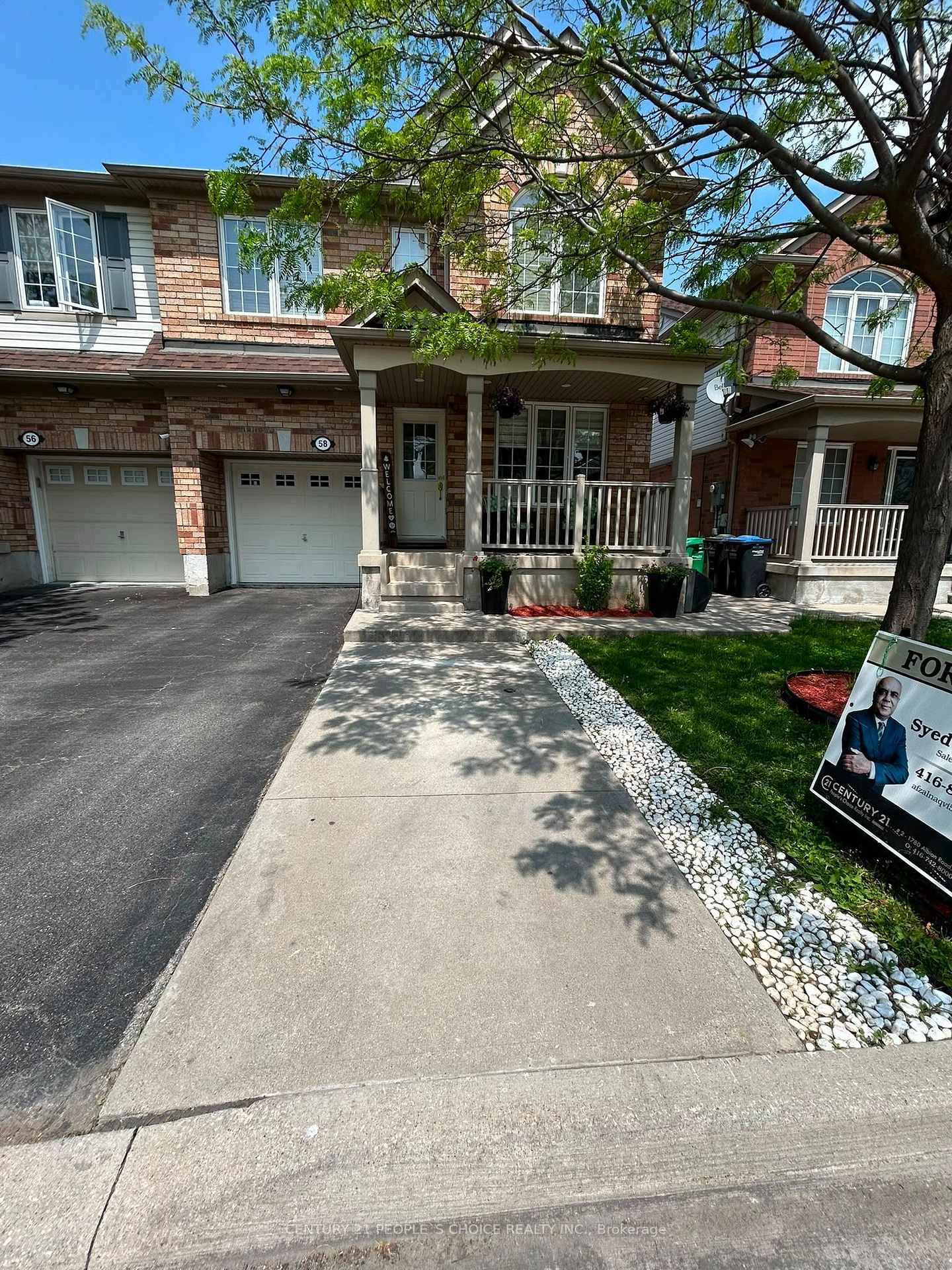 Photo 3 of 58 Ponymeadow Way, Brampton, Credit Valley — HOMEH