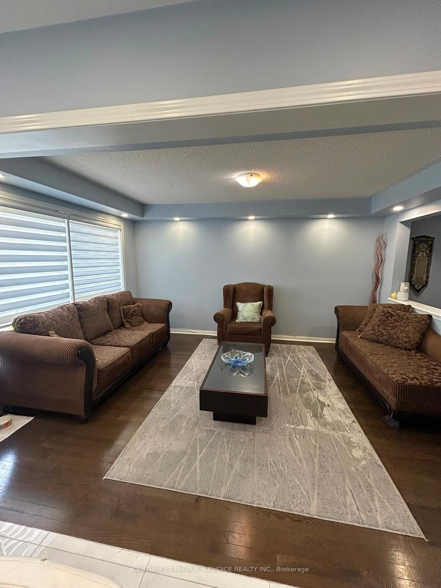 Photo 16 of 58 Ponymeadow Way, Brampton, Credit Valley — HOMEH