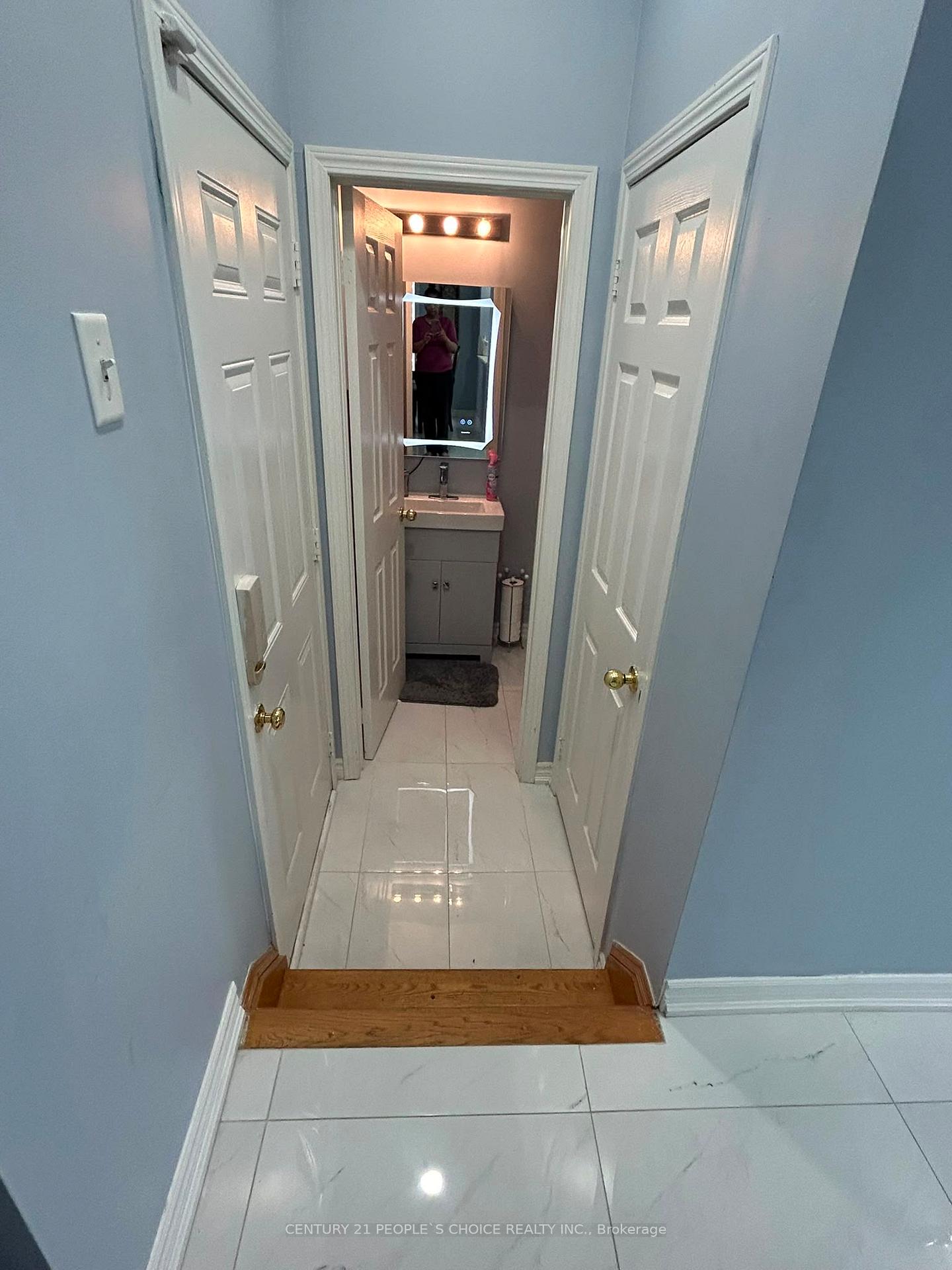Photo 22 of 58 Ponymeadow Way, Brampton, Credit Valley — HOMEH