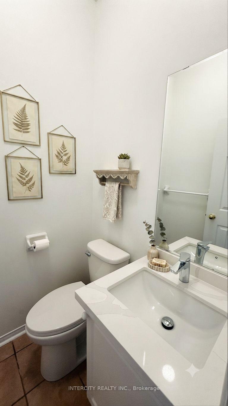 Photo 15 of 12 Castle Park Boulevard, Vaughan, Sonoma Heights — HOMEH