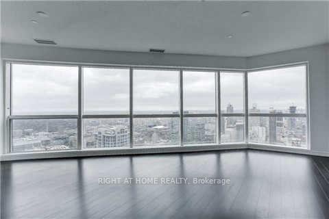 Photo 4 of Unit 5016, 386 Yonge Street, Toronto, Bay Street Corridor — HOMEH