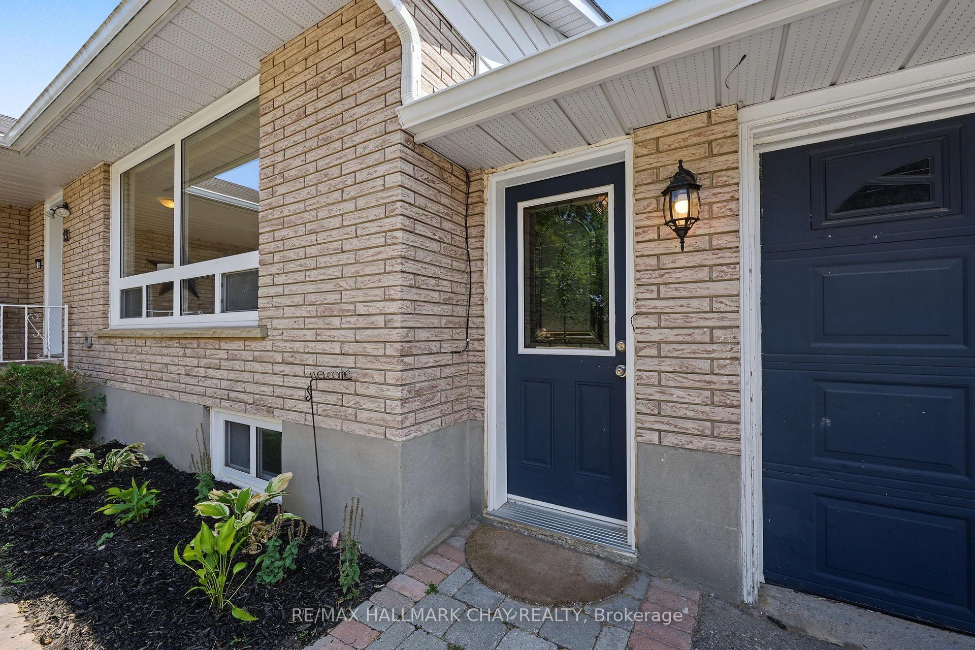 Photo 6 of 13 Downey Avenue, New Tecumseth, Alliston — HOMEH