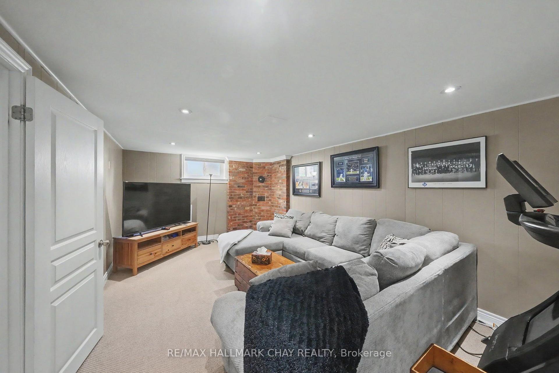 Photo 30 of 13 Downey Avenue, New Tecumseth, Alliston — HOMEH