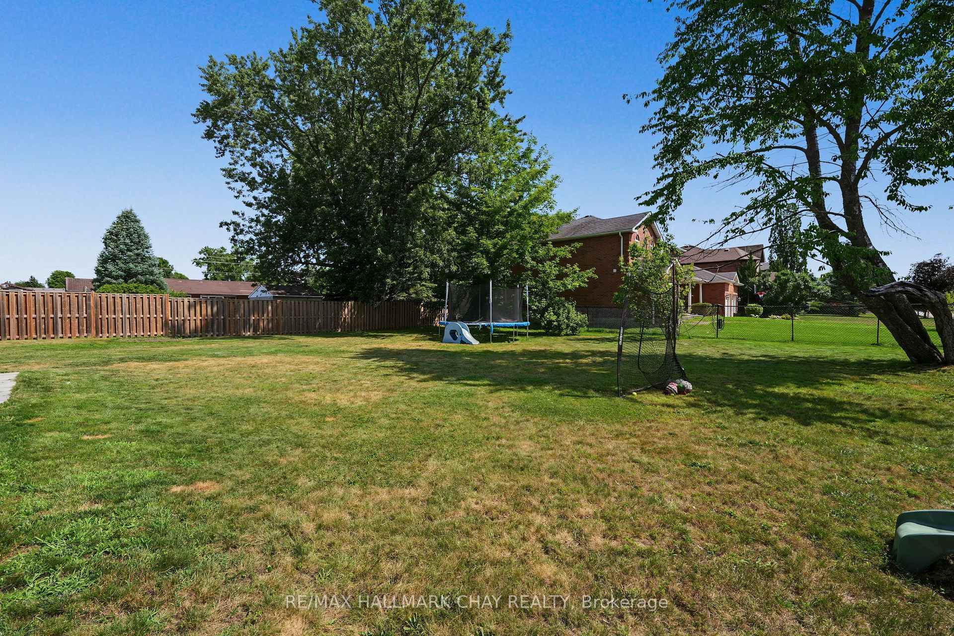 Photo 36 of 13 Downey Avenue, New Tecumseth, Alliston — HOMEH