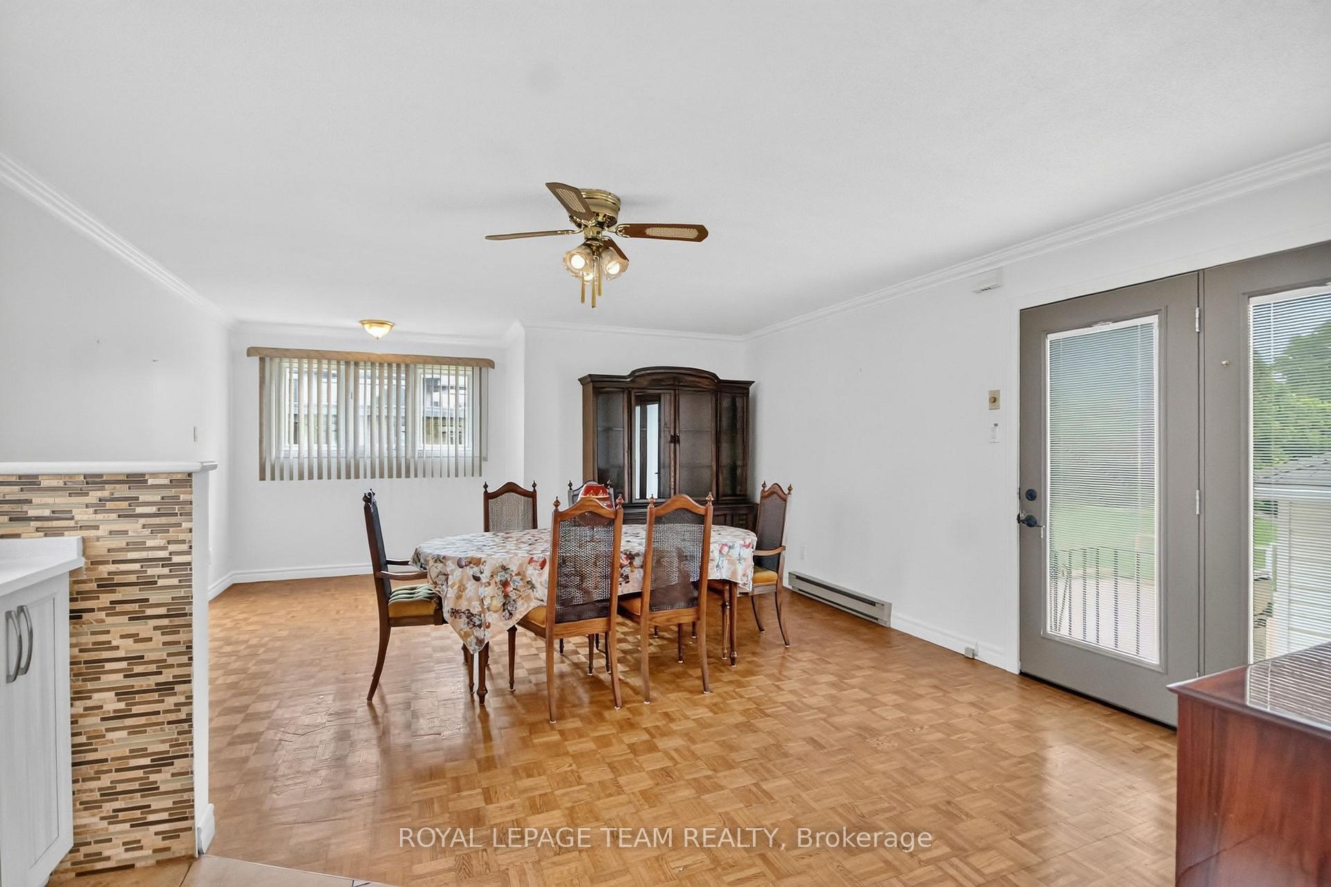 Photo 12 of 53 Fieldrow Street, Ottawa, Meadowlands/Crestview — HOMEH