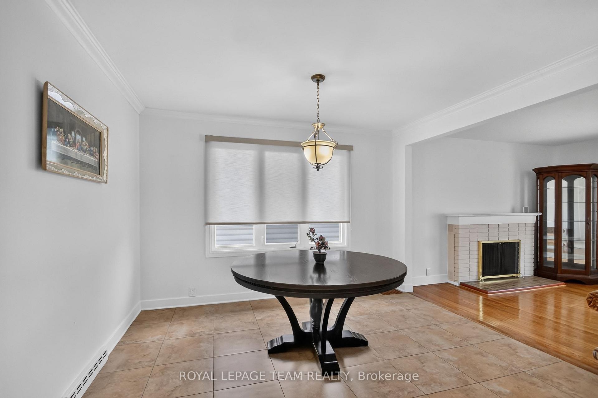 Photo 20 of 53 Fieldrow Street, Ottawa, Meadowlands/Crestview — HOMEH