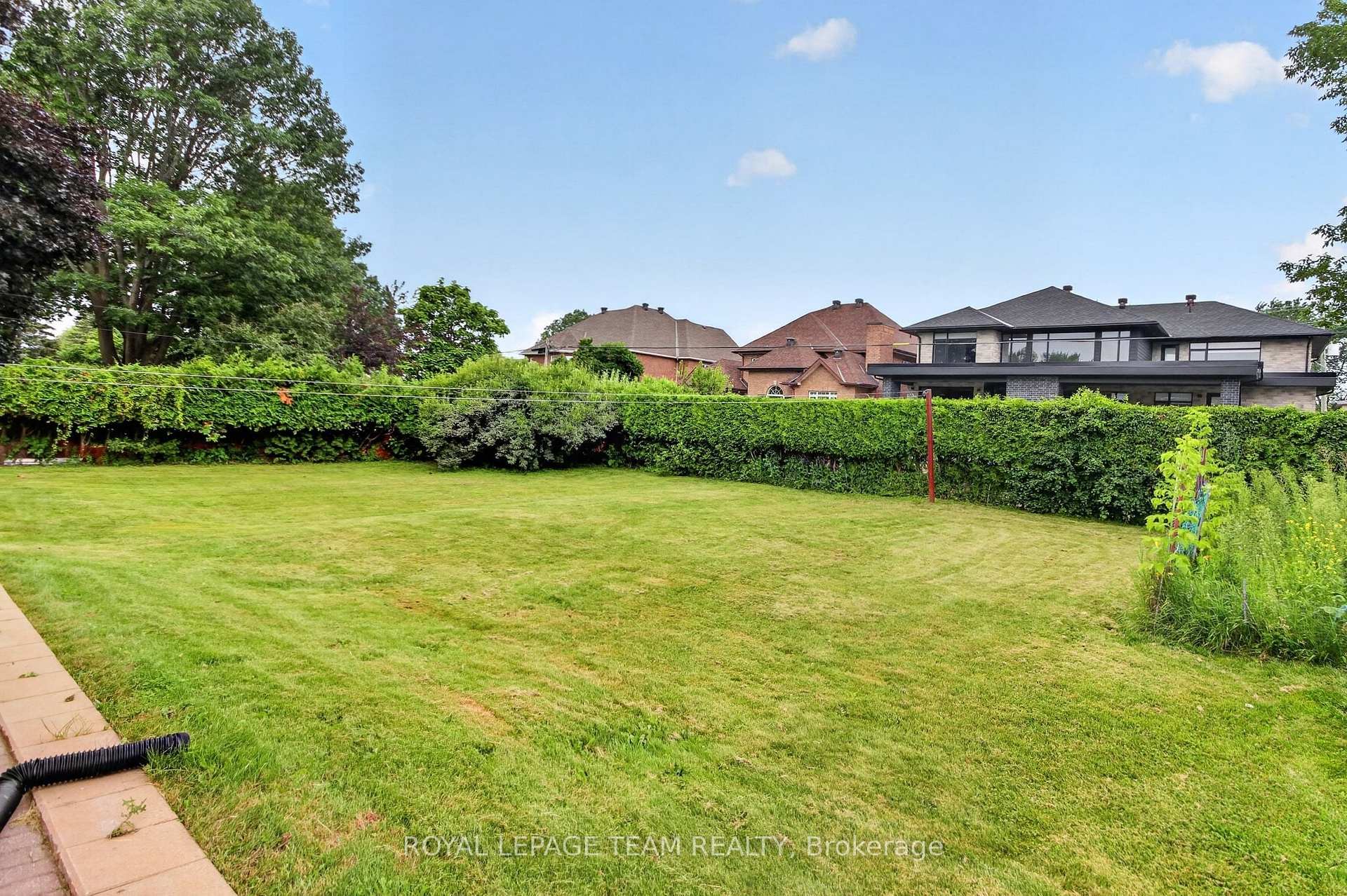 Photo 31 of 53 Fieldrow Street, Ottawa, Meadowlands/Crestview — HOMEH