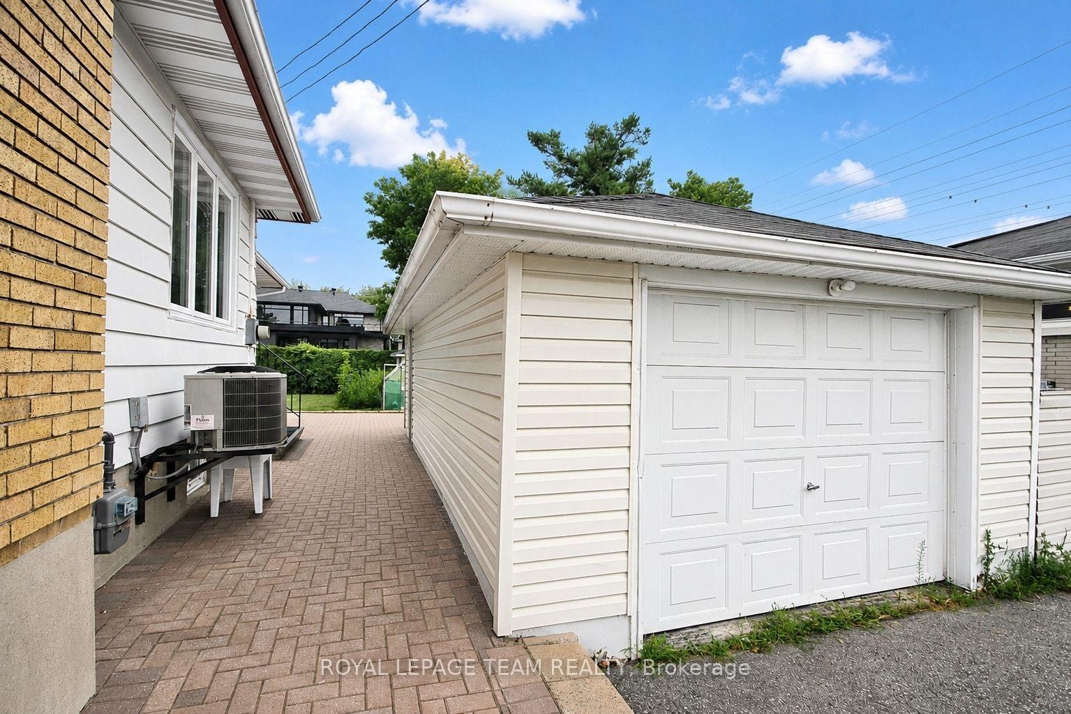 Photo 34 of 53 Fieldrow Street, Ottawa, Meadowlands/Crestview — HOMEH