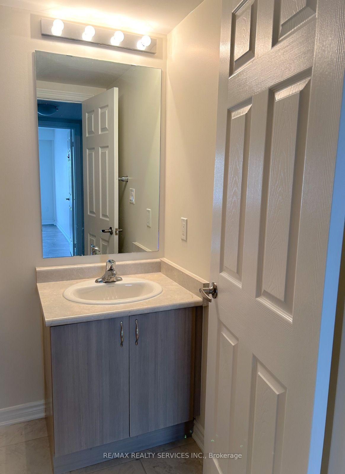 Photo 7 of Unit 141, 200 Veterans Drive, Brampton, Northwest Brampton — HOMEH