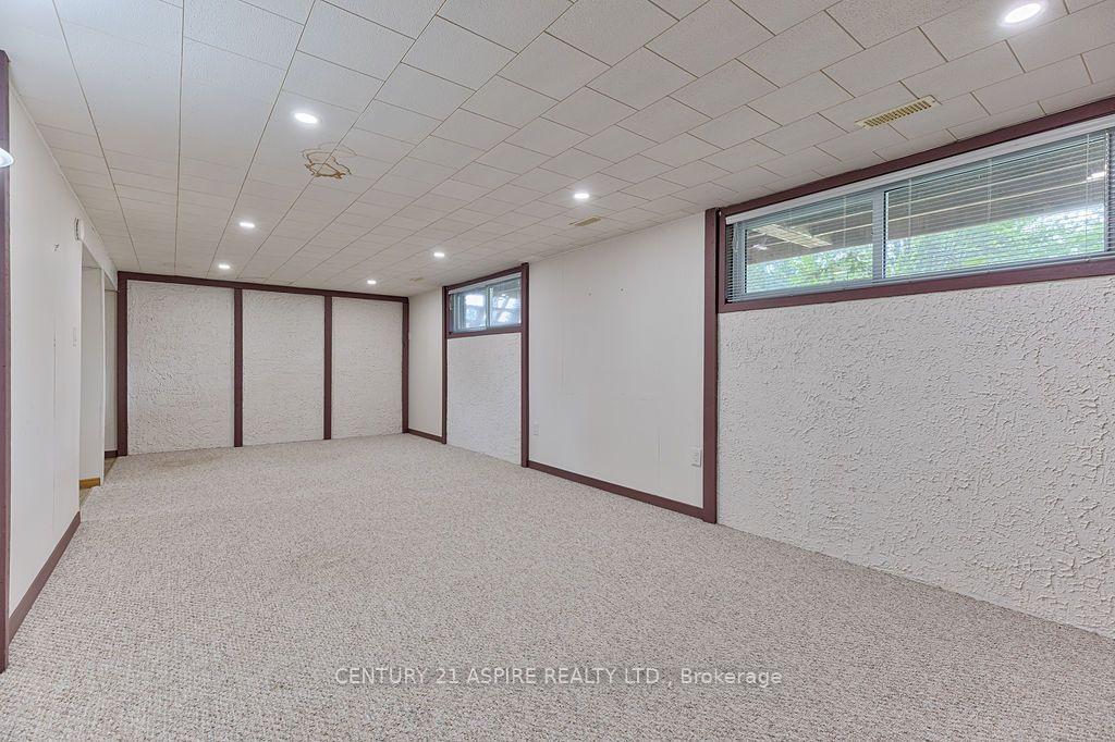 Photo 34 of 31 Selkirk Street, Petawawa, Petawawa — HOMEH