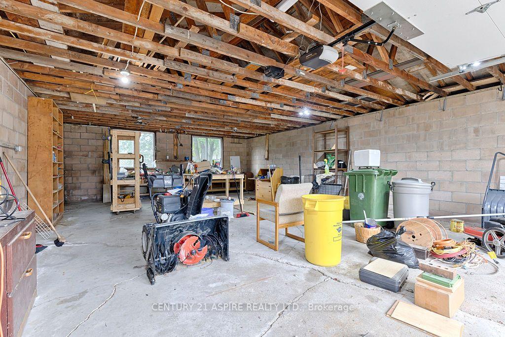 Photo 41 of 31 Selkirk Street, Petawawa, Petawawa — HOMEH