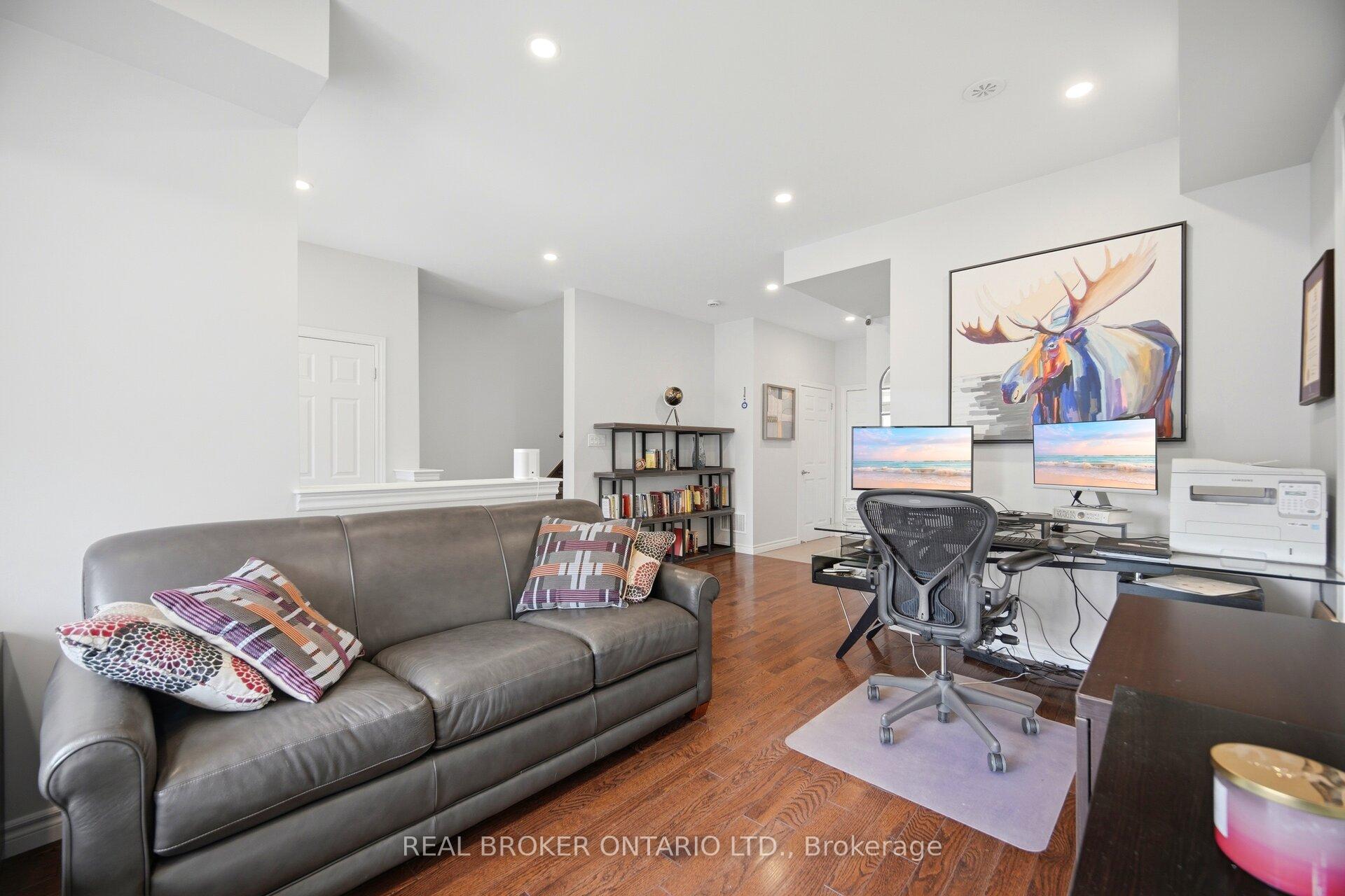 Photo 12 of 3077 Preserve Drive, Oakville, Glenorchy — HOMEH