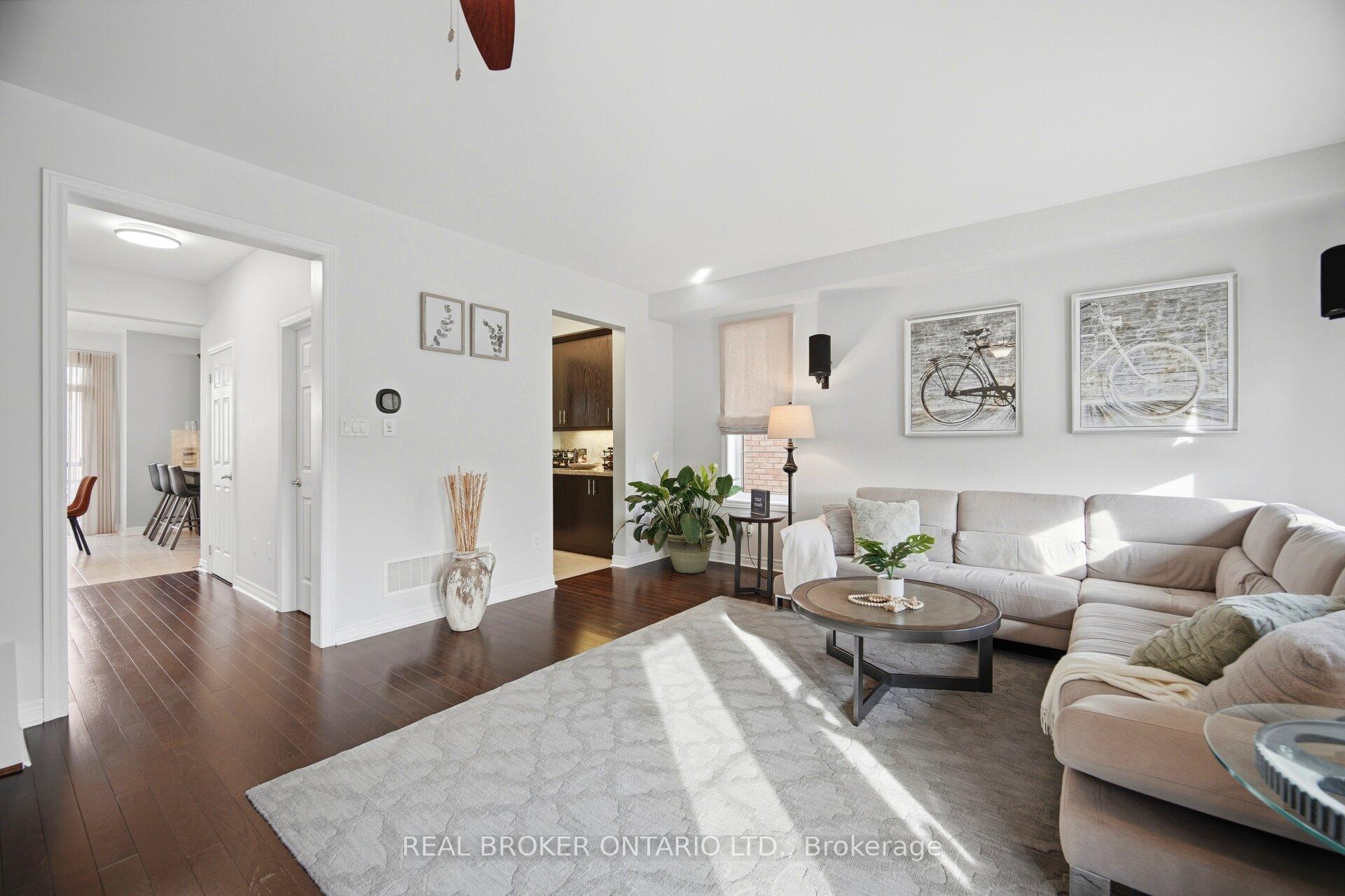 Photo 16 of 3077 Preserve Drive, Oakville, Glenorchy — HOMEH