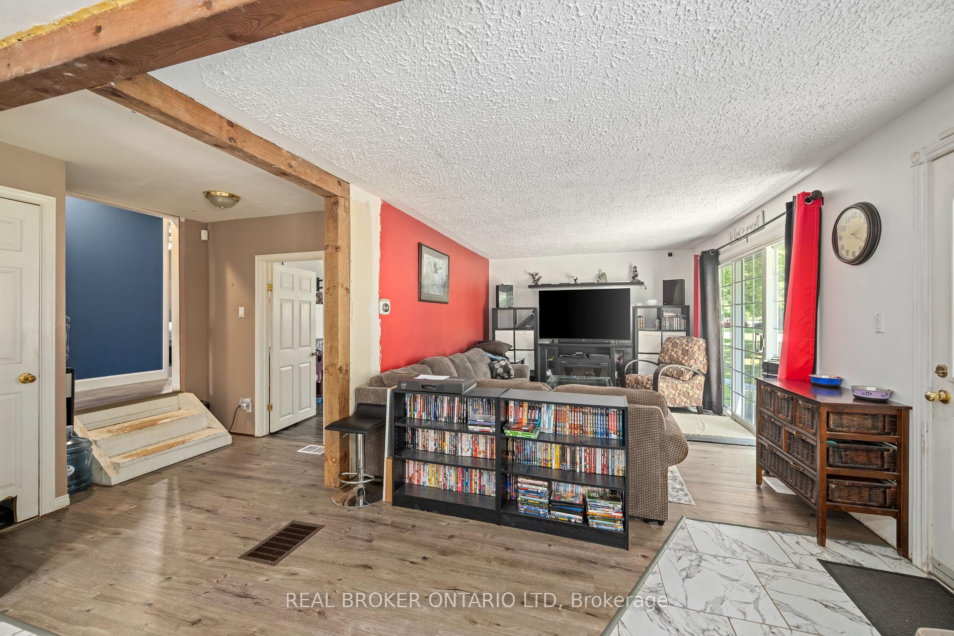 Photo 8 of 15 Middlemiss Avenue, Southwest Middlesex, Middlemiss — HOMEH