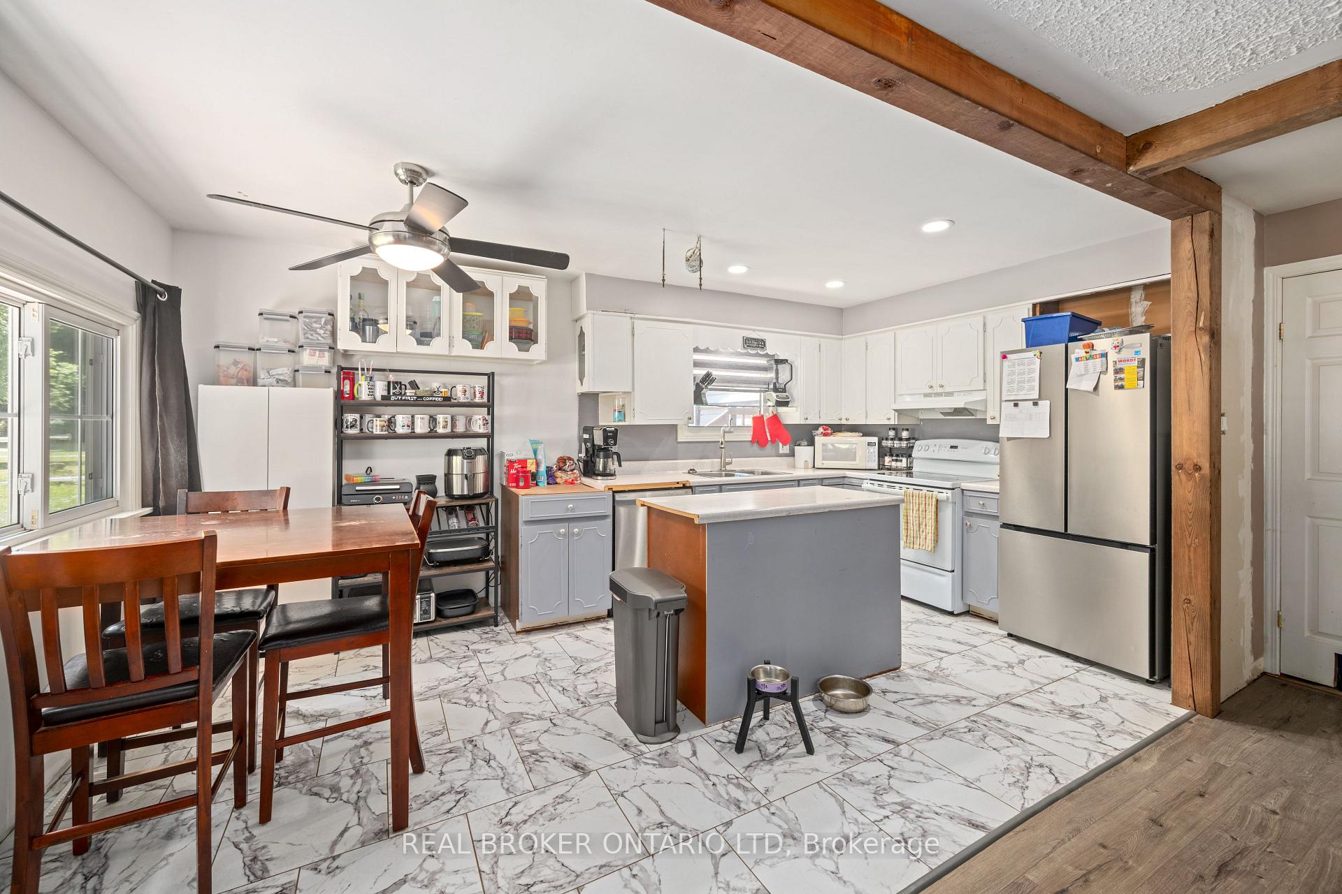 Photo 11 of 15 Middlemiss Avenue, Southwest Middlesex, Middlemiss — HOMEH