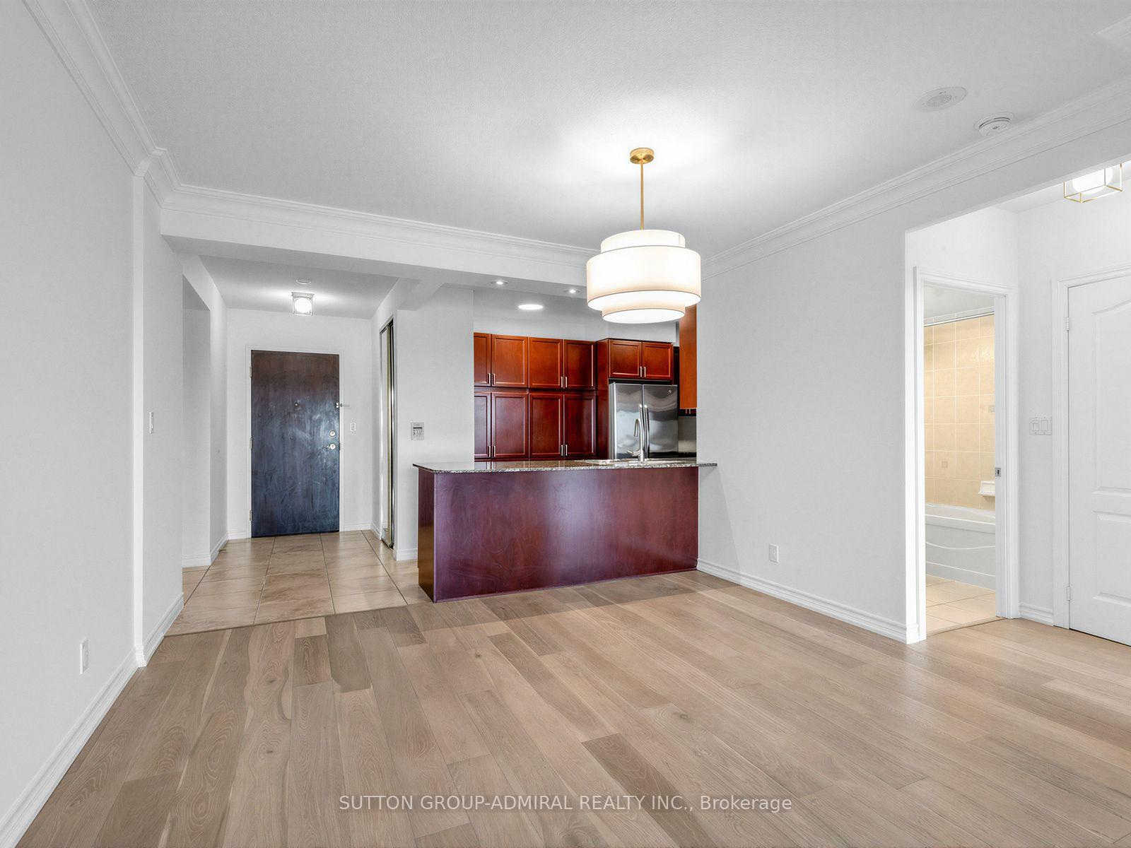 Photo 12 of Unit 408, 88 Promenade Circle, Vaughan, Brownridge — HOMEH